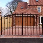 5 Best Material For Driveway Gates